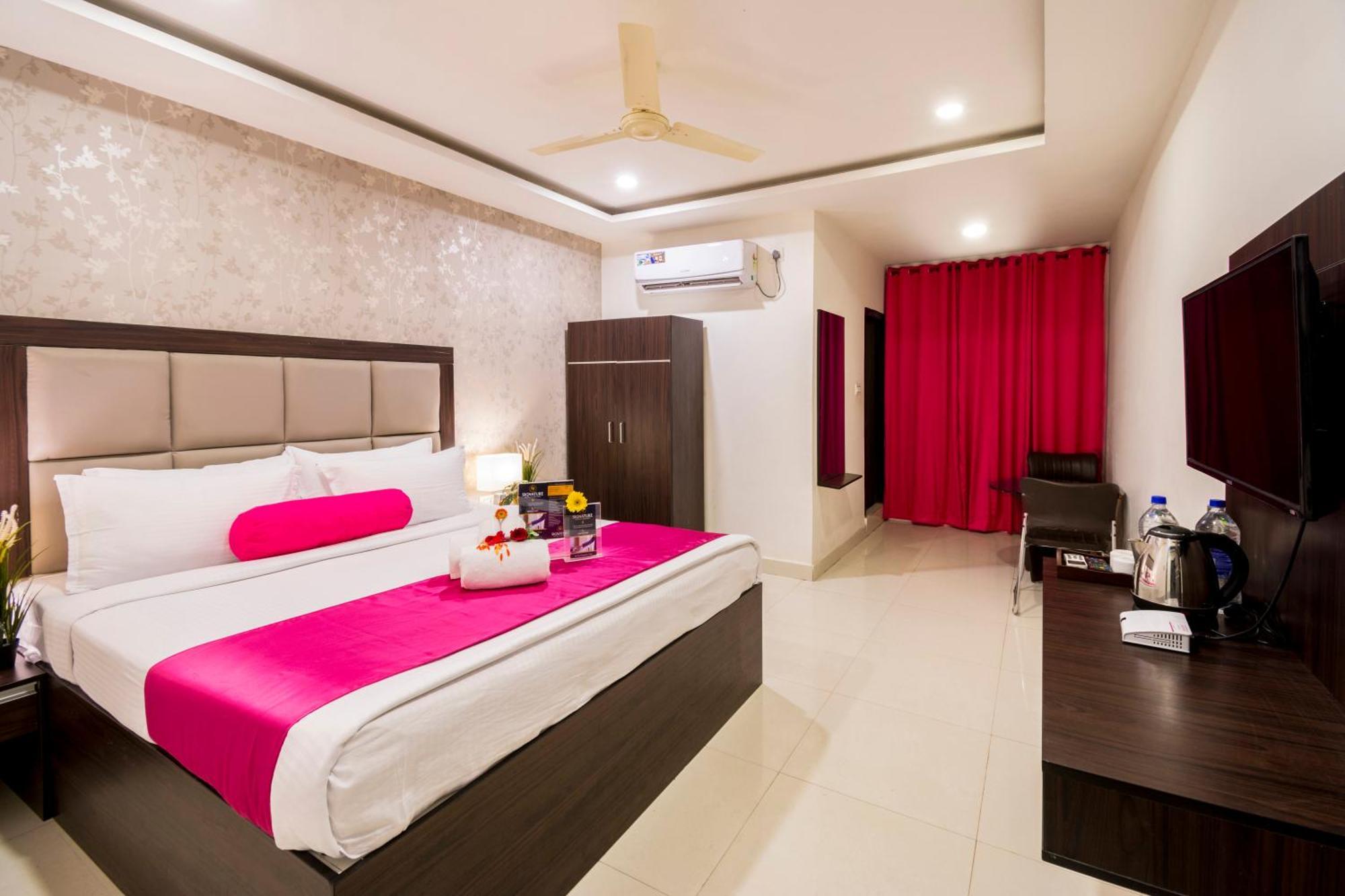 Hotel Fortune Hyderabad Airport Zone Exteriör bild